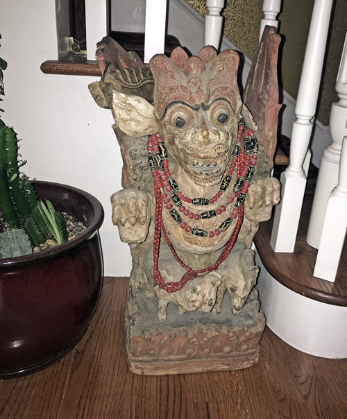 Rudy the Garuda statue