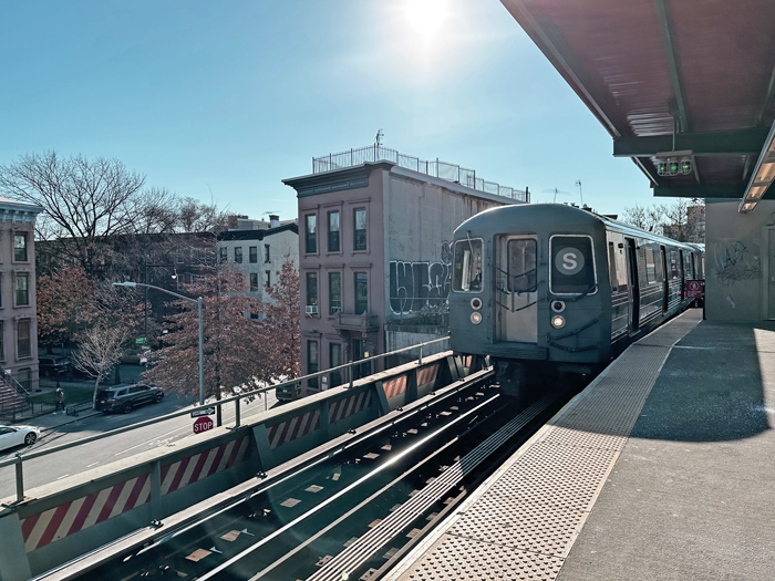 S train Franklin to Prospect Park